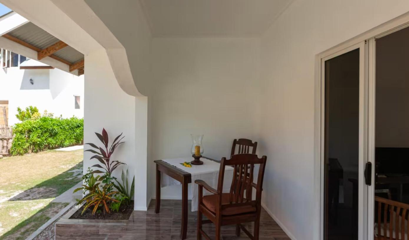 Kai Selfcatering Hotel La Digue Exterior foto